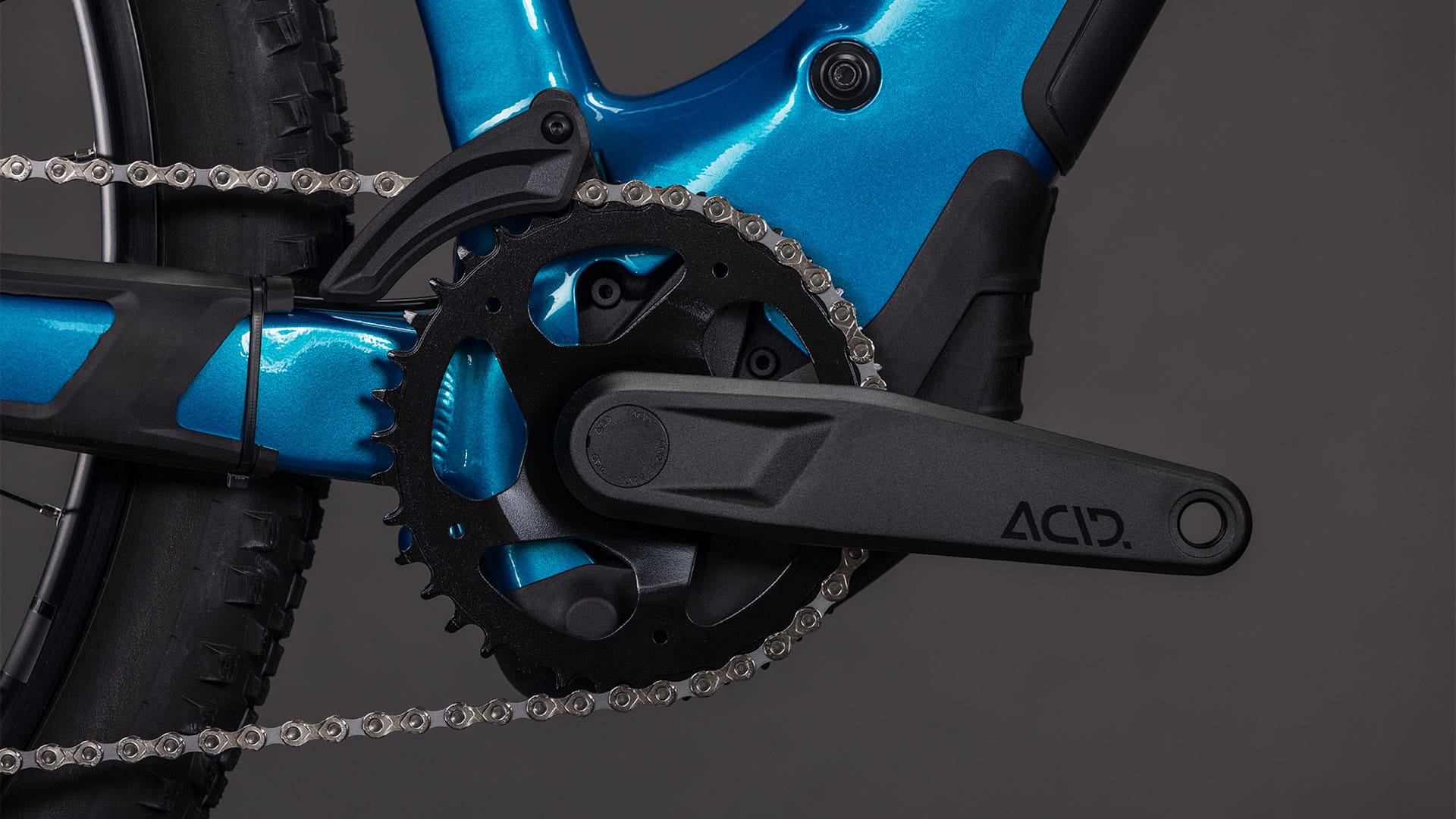 CUBE Reaction Hybrid Performance 600 electricblue and dazzle Detailaufnahme 2026