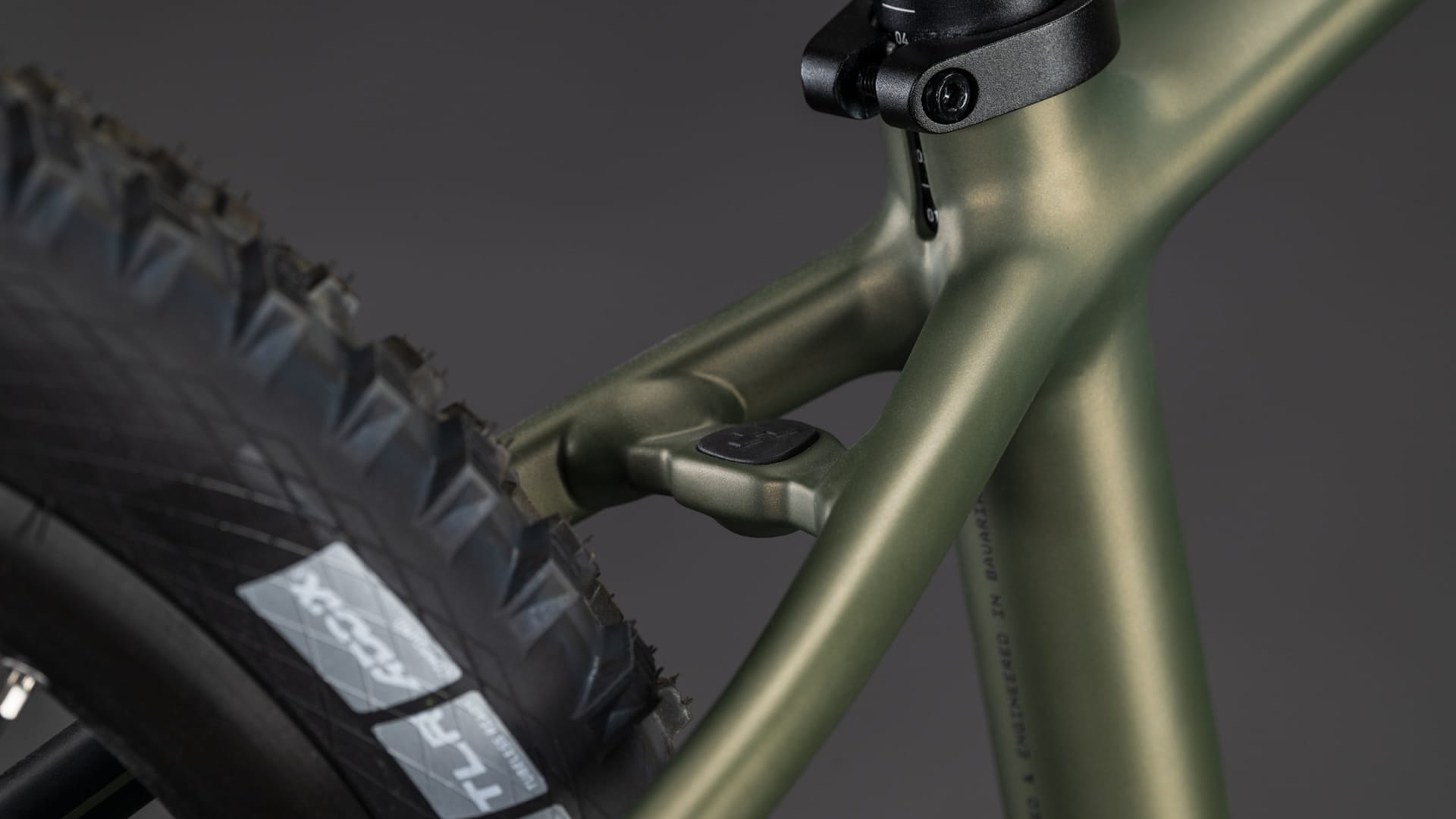 CUBE Acid 240 Hybrid Rookie SLX 400X Rahmen und Cockpit